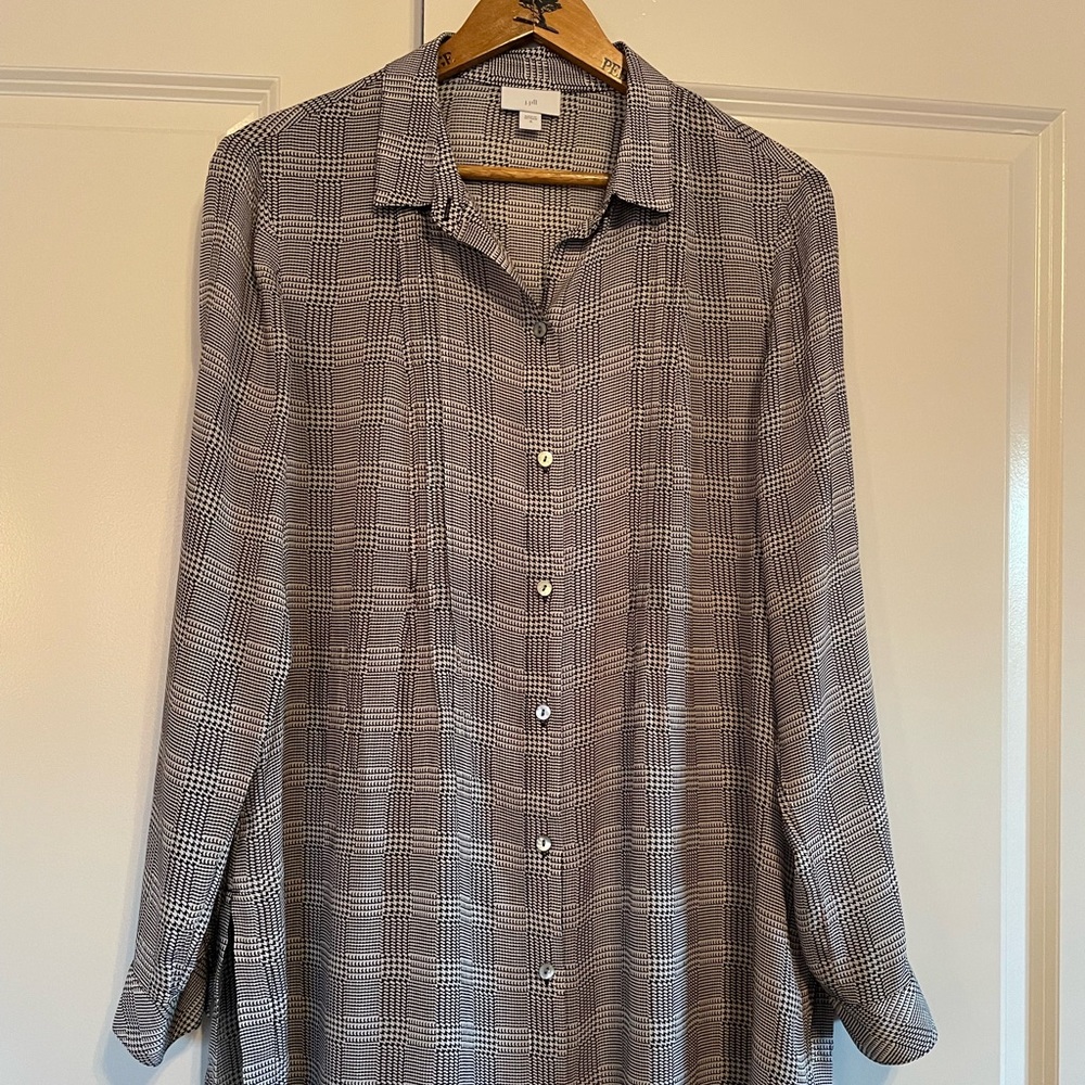 J. Jill Cream/Black Houndstooth Tunic Blouse